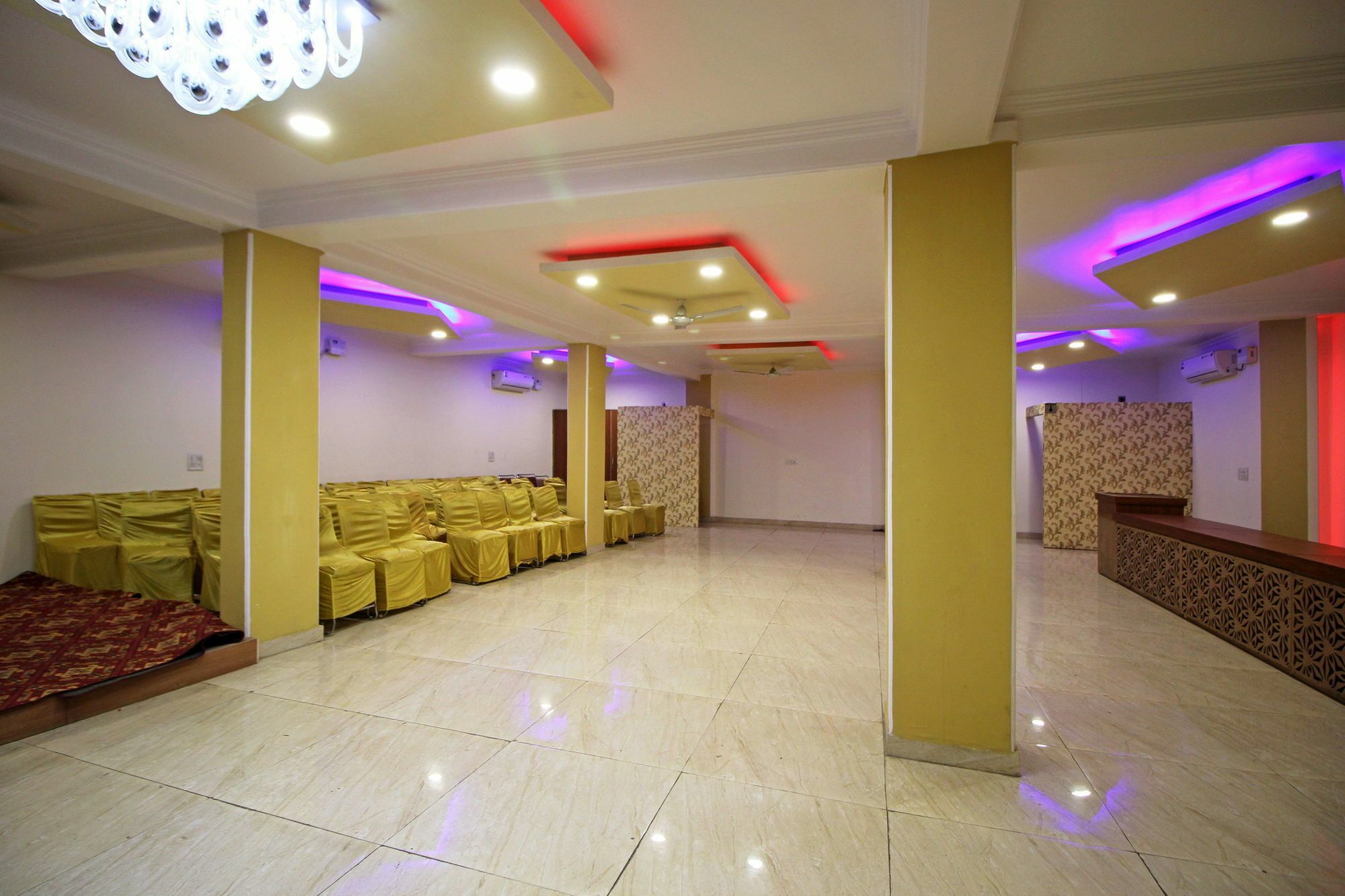 Fabhotel Under Bridge Nueva Delhi Exterior foto